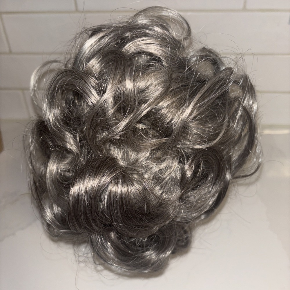 Paula Young Awestruck Clip-On Hairpiece Wavy Full Volume SF 51/60 Grey A3336